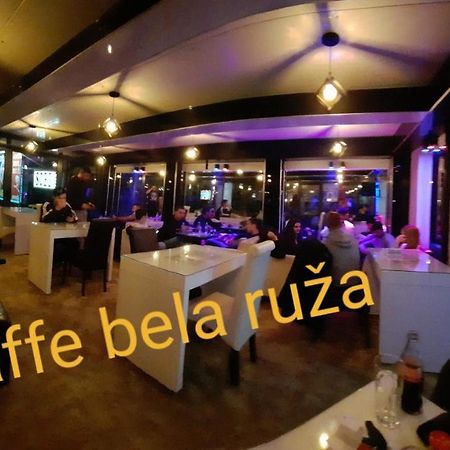 Hotel Bela Ruza Bělehrad Exteriér fotografie